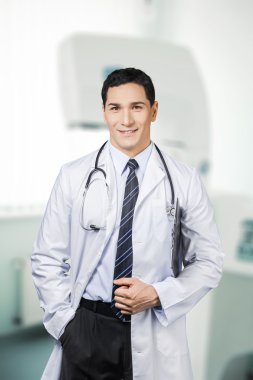 Doktor, genç, gülümseme.
