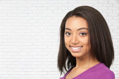 Kadınlar, insan yüzü, gülümseyen.