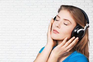 Müzik dinlemek, kız,.