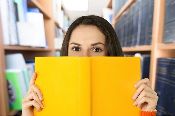 Buch, Lesen, Frauen. — Stockfoto