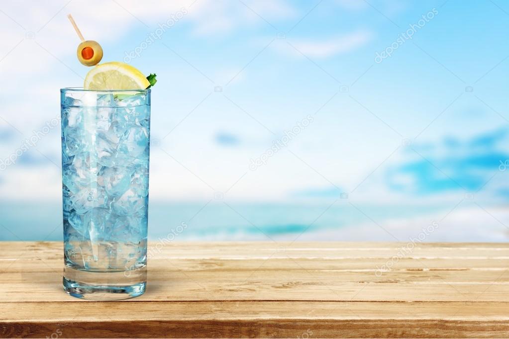 Cocktail, Gin, Tonic Water. — Stock Photo © billiondigital 75032195
