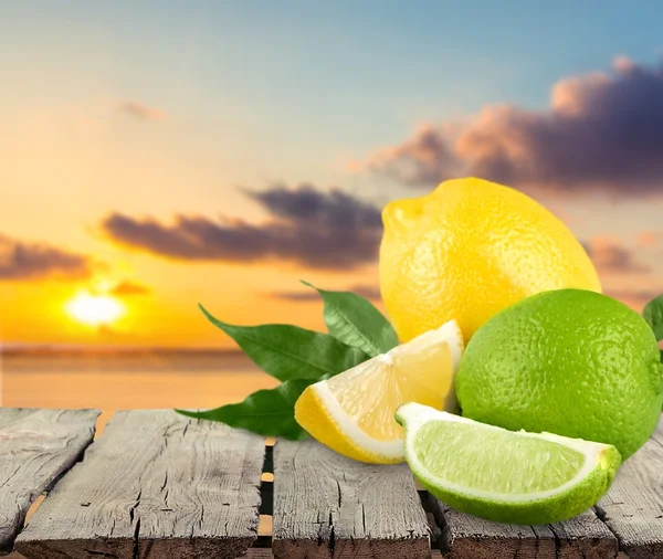 Citron, lime, syra. — Stockfoto
