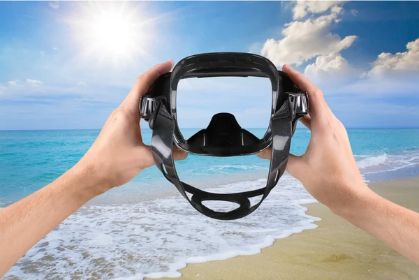 Scuba Mask, Beach, Swimming Goggles. — Stock Photo, Image