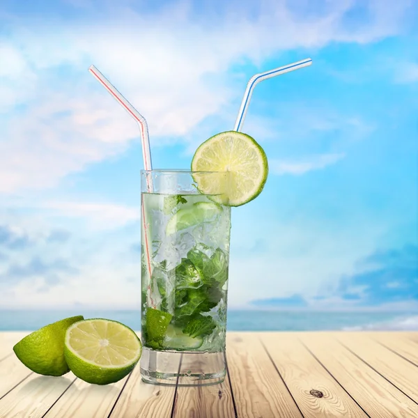 Mojito, Cocktail, Limão . — Fotografia de Stock