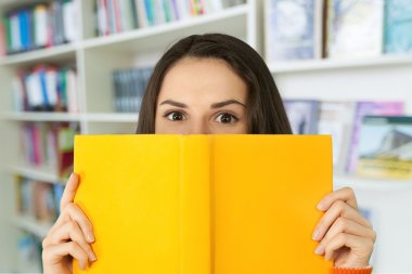 Okuma, kitap, kadın.