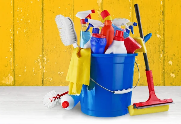 Équipement de nettoyage, Produits ménagers . — Photo