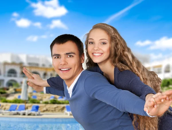 Beach, Heterosexual Couple, Cheerful. — Stock Photo, Image