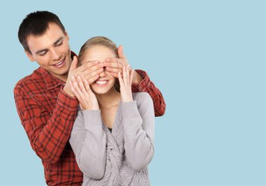 Gülümseyen, üst düzey iki kıdemli Yetişkin.