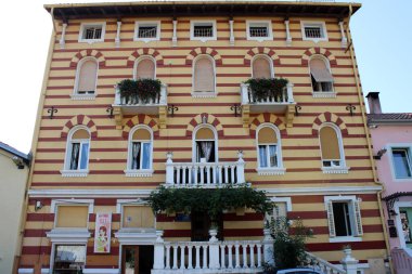 Lovran kasabasının ayrıntıları ve simgeleri, Kvarner körfezi, Adriyatik kıyısı, Hırvatistan, Avrupa