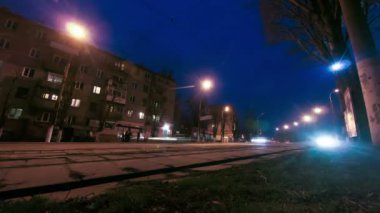 Şehir sokak trafik ve ışıkları zaman atlamalı