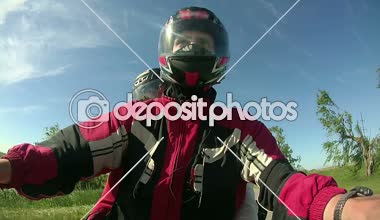 Motosiklet bisiklet sürmek