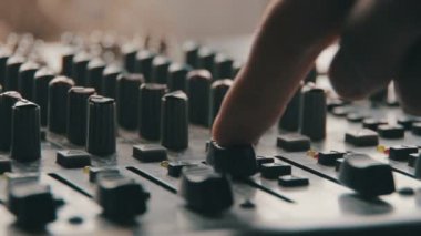 Ses karıştırma konsol ile çalışma