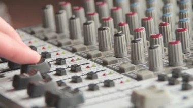 Ses karıştırma konsol ile çalışma