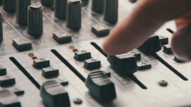 Ses karıştırma konsol ile çalışma