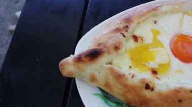 Acara Khachapuri Gürcü mutfağı restoran. Gürcü gıda