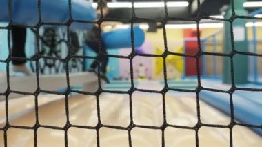 Çocuklar Trambolinde Atlıyor Çocuk Eğlence Merkezi 'nde.