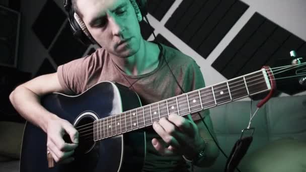 Recording an Acoustic Guitar in Home Recording Studio with Acoustic Foam Rubber — Stock Video