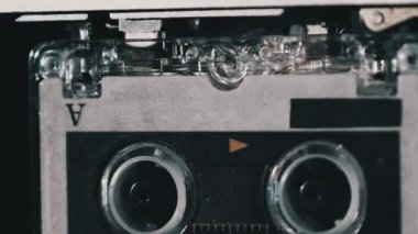 Mikrokaset Taşınabilir El bilgisayarı, Teyp Retro Oynatıcı 'da Dönüyor