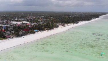 Cennet Sahili Otelleri, Palmiye Ağaçları, Zanzibar, Hava Manzaralı Okyanus Kıyısı