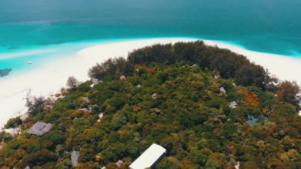 Paradise Private Island de Mnemba en el océano Turquesa, Zanzíbar, Vista Aérea — Vídeos de Stock