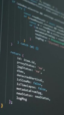 Yapay zeka geliştirme için dikey yakın ekran kaydırmalı JavaScript sözdizimi görüntüler. Titreşim kodlama, makine öğrenme otomasyonu ve gelecekteki teknoloji iş akışı kavramı.
