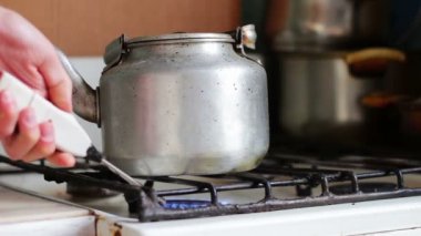Ateşleme hafif ocakta brülör gaz.