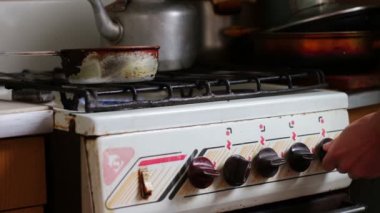 Ateşleme hafif ocakta brülör gaz.