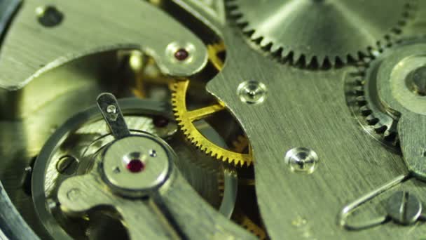 Mécanisme d'horloge fonctionne 