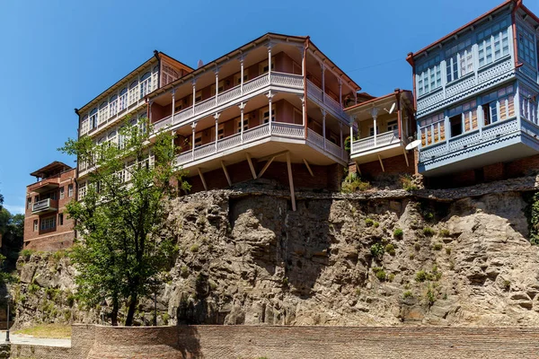 Alte Häuser Mit Schönen Holzveranden Der Altstadt Von Tiflis — Stockfoto