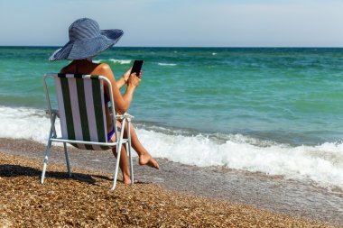 beach, summer, woman, leisure, coast, laptop, phone, island, cha