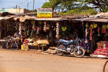 People in Kenya, the black people, the lives of people in Africa