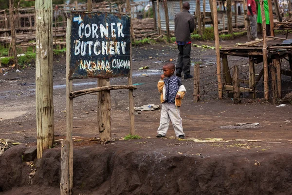 As pessoas no Quénia, os negros, a vida das pessoas em África — Fotografia de Stock