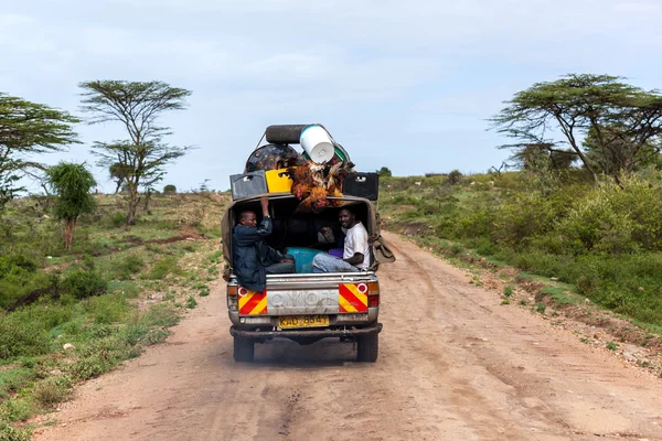 As pessoas no Quénia, os negros, a vida das pessoas em África — Fotografia de Stock