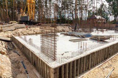 Takviye beton çerçeve için takviye kafes tasarımı