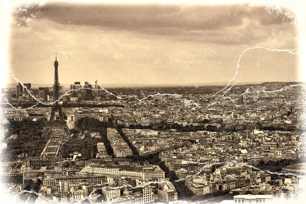 パリのエッフェル塔をパノラマ。ヴィンテージ ビュー。ツアー エッフェル古いレトロなスタイル. — ストック写真