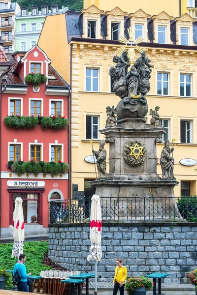 Karlovy Vary, Czech Republic. August 18, 2015: plague column in Karlovy Vary — Stock Photo, Image