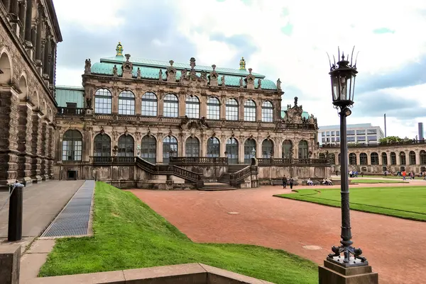 Komplexe zwinger in dresden. — Stockfoto