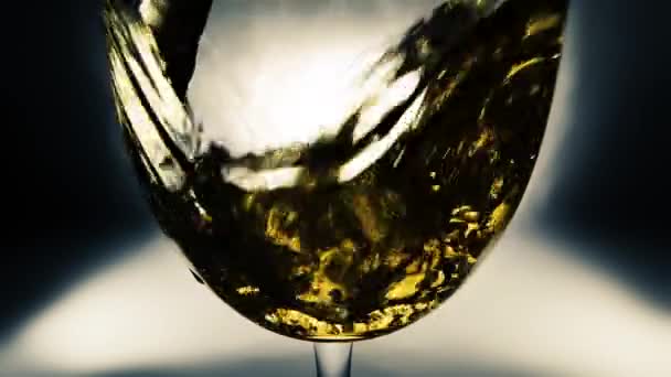 Creative Macro Slow Motion Video White Wine Pouring Glass Glass — Stock Video