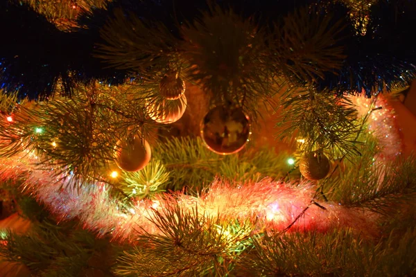 Luzes Guirlandas Brinquedos Árvore Natal Sacramento Natal — Fotografia de Stock