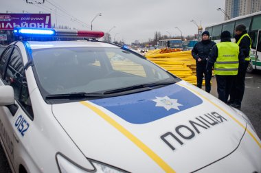Kiev eteklerinde büyük trafik kazasında