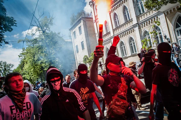 Radikale aktivister på LHBT-marsj – stockfoto