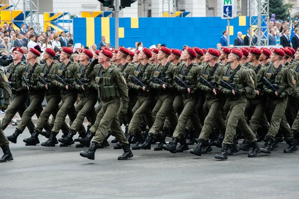 Ukrajna katonai parádét — Stock Fotó