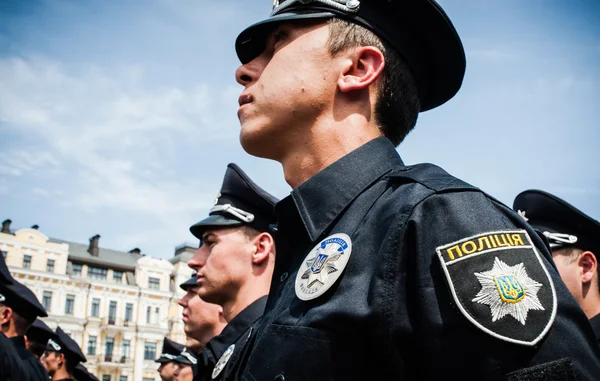 Nueva patrulla policial hizo el juramento — Foto de Stock