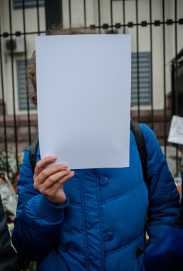 6 Kasım 2015. Kiev, Ukrayna. Kırım Tatarları gözcülük Kiev Rusya Federasyonu Büyükelçiliği.