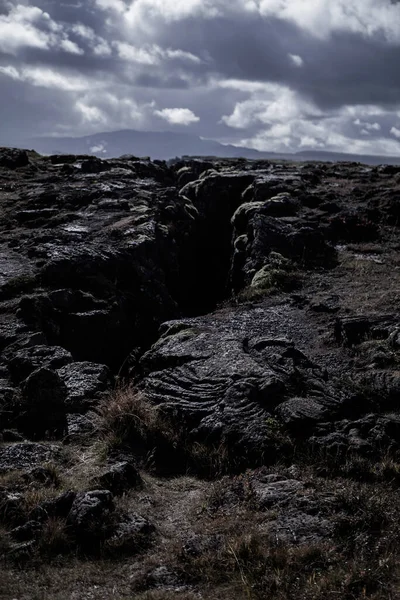 İzlanda 'da gökkuşağı şelalesi