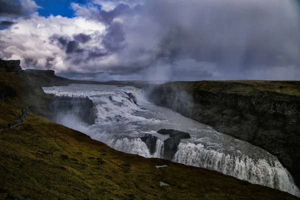 Großer Wasserfall Tal Viel Wasser — Stockfoto