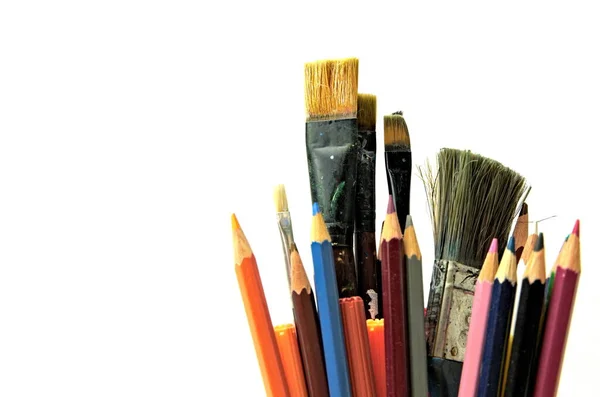 Używane Pędzle Ołówki Farb Siedzące Słoiku Odizolowane Białym Tle — Zdjęcie stockowe