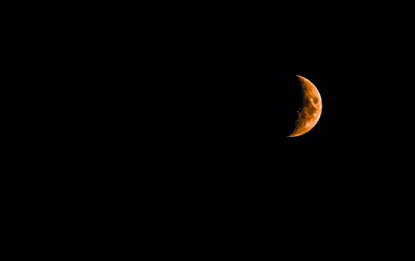 Luna Sangre Luna Cazadores Saliendo Cielo Nocturno Oscuro Foto Alta — Foto de Stock