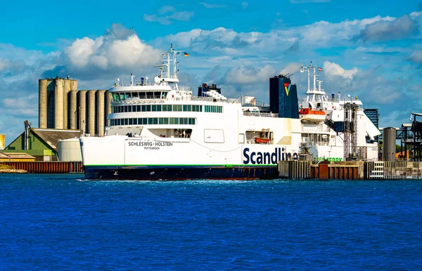 Scandlines Ferry Pasajeros Schlesvig Holstein Saliendo Del Puerto Rodbyhavn Rumbo —  Fotos de Stock