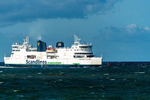 Scandlines Ferry Pasajeros Schlesvig Holstein Saliendo Del Puerto Rodbyhavn Rumbo —  Fotos de Stock